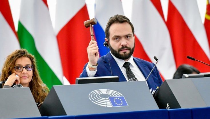 M5S, Castaldo: "Scissione al Parlamento europeo? Va scongiurata ma serve il buon senso di tutti"