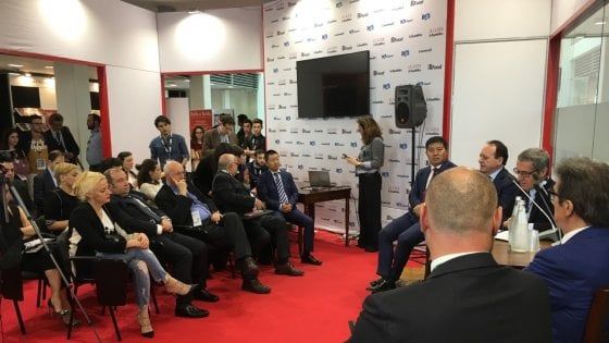 Vinitaly, gli incontri nel Forum di Repubblica da rivivere in video  