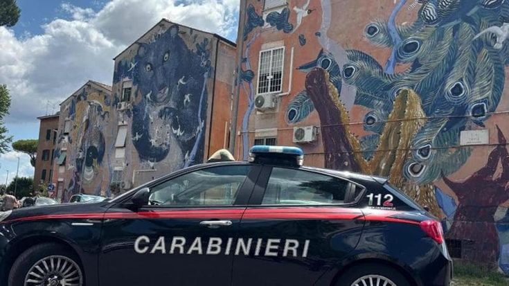 Stretta antidroga tra San Basilio e il Tufello: sette arresti. Nei guai la pusher di via Corinaldo