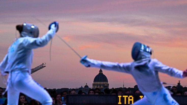 La scherma conquista il Pincio: oltre 10mila spettatori per gli Assoluti sulla terrazza di Roma