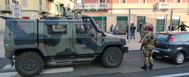Coronavirus, in Lombardia 546 morti in un giorno. La Regione chiude uffici e aziende non necessari, stop allo sport all'aperto
