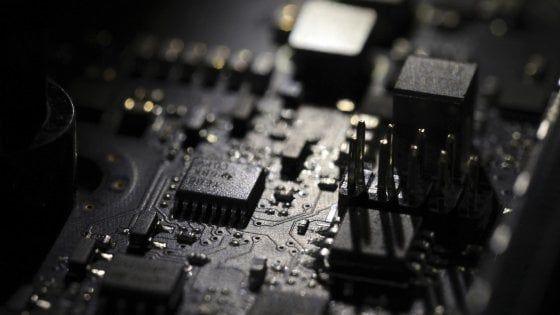 Digitale, Confindustria: "Rischiamo di perdere metà dei fondi Ue". Tria: "Fuga dei cervelli costa 14 miliardi"