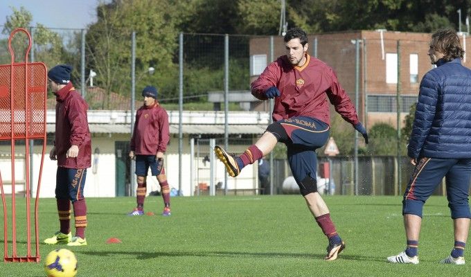 Roma, Destro &egrave; pronto: Garcia ci pensa. Apprensione per De Rossi