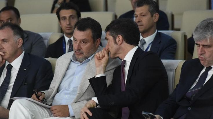 Il sorpasso di Vannacci terremota la Lega. Salvini pensa a Milano