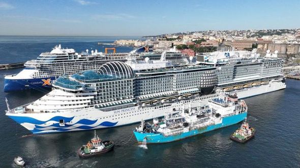 Axpo, primo bunkeraggio di Lng nel porto di Napoli
