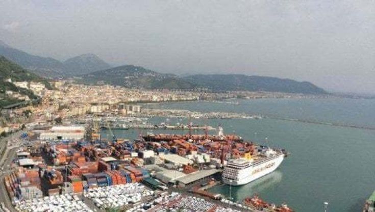 Dalle fogne al caveau: furto da 140mila euro a Salerno