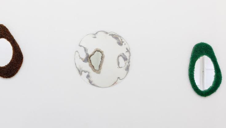 I Will Be Your Mirror, una mostra declina il significato antico e simbolico dello specchio