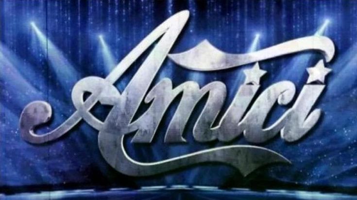 Ascolti tv: Amici batte Rai1 e vince il sabato sera