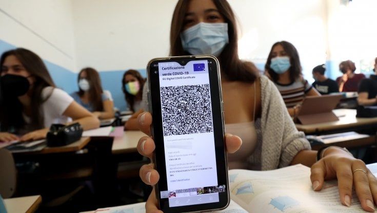 Coronavirus, il bollettino di oggi 18 settembre in Lombardia: 765 nuovi casi, due i decessi