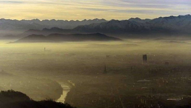 La ricetta contro lo smog degli aspiranti sindaci di Torino