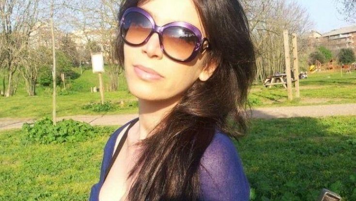 “Botte e insulti da uno sconosciuto al bar solo perché sono trans”: la paura di Erika a Bisceglie