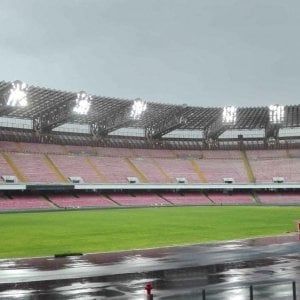 Napoli, l'assessore Borriello: "Tifosi di periferia legati ai clan? Così De Laurentiis offende tutti"