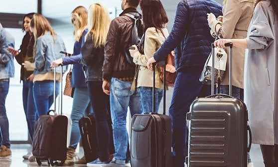 Aeroporto, gli italiani con l'ansia del check-in