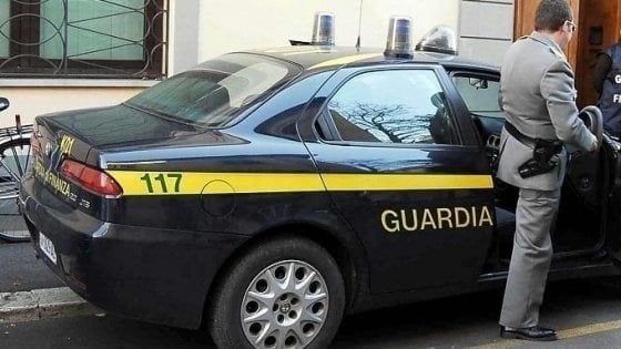 Carburante adulterato in Campania: sequestrate 18 colonnine