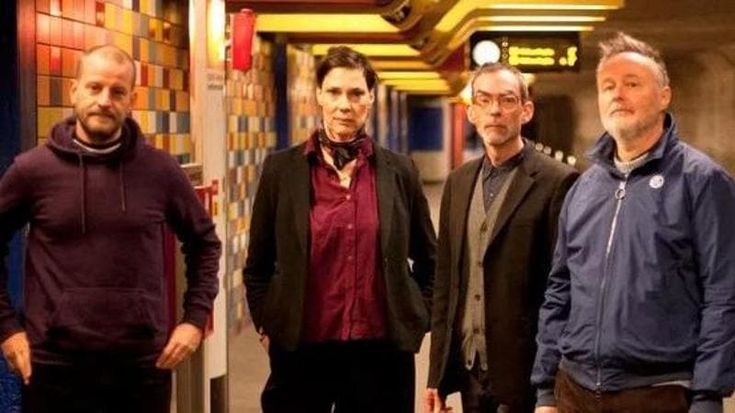 Stereolab, un ritorno che pulsa di colori e vita. La recensione
