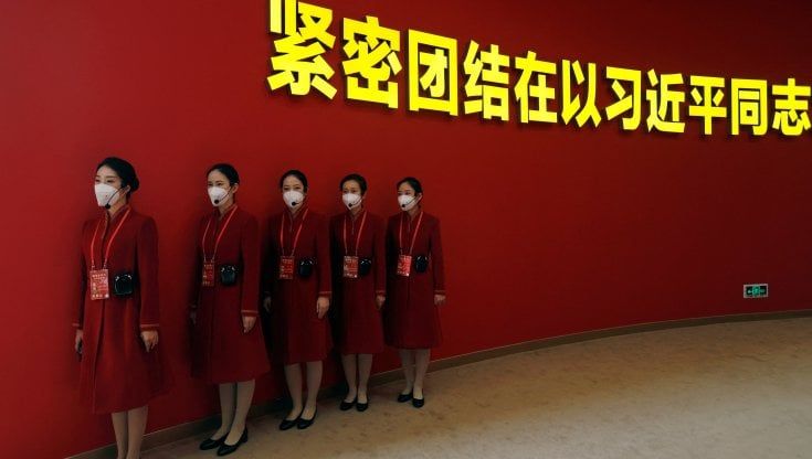 Cina, il Congresso del partito è un club per soli uomini: chi sono le due uniche donne in lizza per un posto