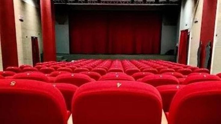Teatro degli Eroi sotto sfratto, proposto l’interesse culturale. “Vogliono farci un ristorante”