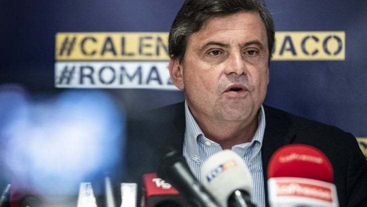 Roma, Calenda: "Sui rifiuti avrei fatto meglio io di Gualtieri. E a via Rasella ora c'è un gabinetto"