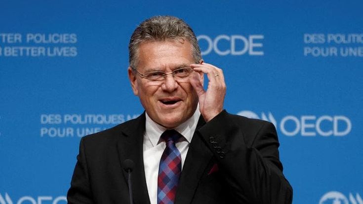 Le Borse di oggi, 4 giugno. Dazi Usa-Ue, Sefcovic: “Sono ottimista su accordo”
