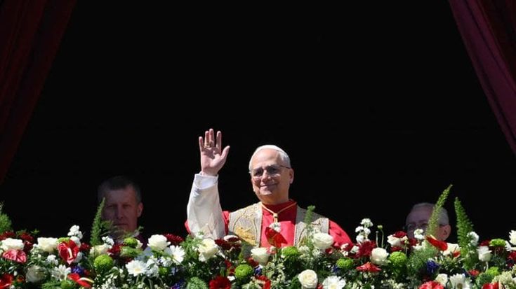 La prima Pasqua di Leone XIV: “Chi ha il potere di scatenare guerre scelga la pace”