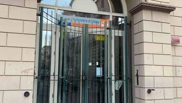  Scioperi: Napoli, pochi bus,ferme funicolari e linea 1 del metrò