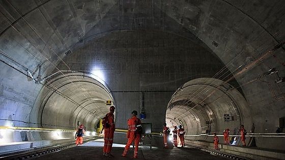 Gottardo, i segreti della galleria più lunga del mondo