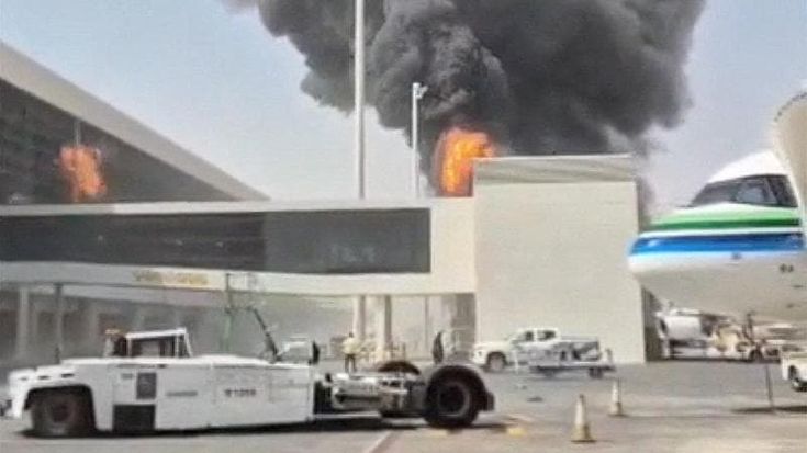 Scacco Houthi al terminal di Riad: un morto e 11 feriti. Rappresaglia saudita sullo Yemen