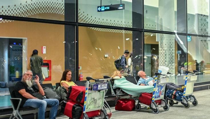 Studentessa bolognese bloccata a Dubai: “Continuano a suonare gli allarmi, noi nel bunker”