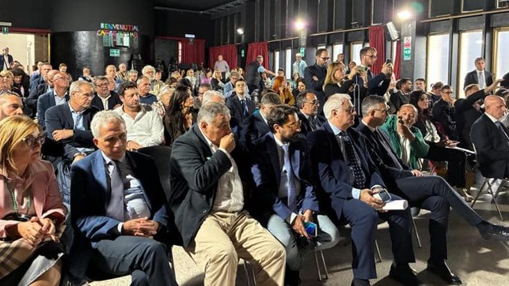 L’Antimafia incontra lo Zen: “Serve una scintilla di riscatto”