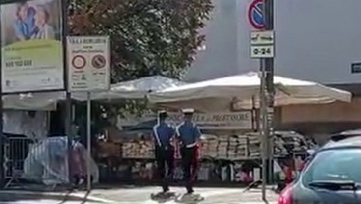 Preso il piromane che incendiò la Bancarella del professore. Maccaroni: "Sono triste per lui"