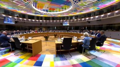 Bruxelles, iniziato il Consiglio europeo: l'arrivo dei capi di Stato e il tavolo dei lavori