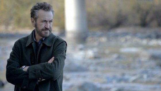 'Rocco Schiavone', i fan sui social dopo l'ultimo episodio: "Subito la quarta stagione"