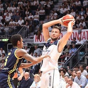 Fortitudo 2-0, Verona ko: semifinale più vicina 