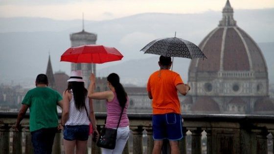 Maltempo, codice giallo per temporali in provincia di Firenze