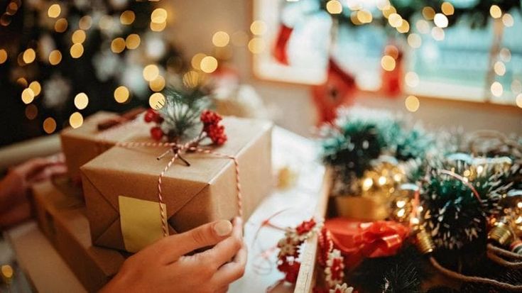 Natale, 11 miliardi per i regali: ecco cosa comprano gli italiani e come risparmiare