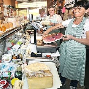 Da "Lait e Formagg" il meglio dei latticini e i salumi più pregiati