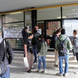 Scuola, continua la corsa dei licei: oltre la metà dei nuovi iscritti