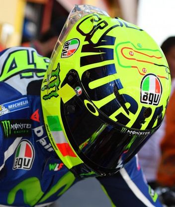MotoGp, Rossi: casco speciale per il 'Mugiallo'