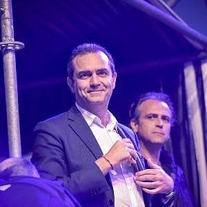 De Magistris sfida De Luca a Salerno, il governatore: "Sono commosso"