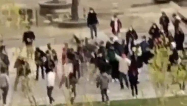 Rissa in centro a Parma, Lega: "Più sicurezza". M5s: "Disagio legato alla pandemia"
