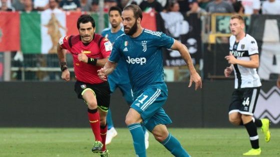 Juventus, il feeling Sarri-Higuain spinge Dybala ai margini