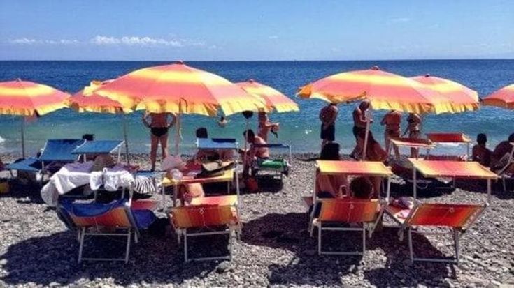 Emergenza caldo, altri due morti sulle spiagge pugliesi: le tragedie a Nardò e Bisceglie