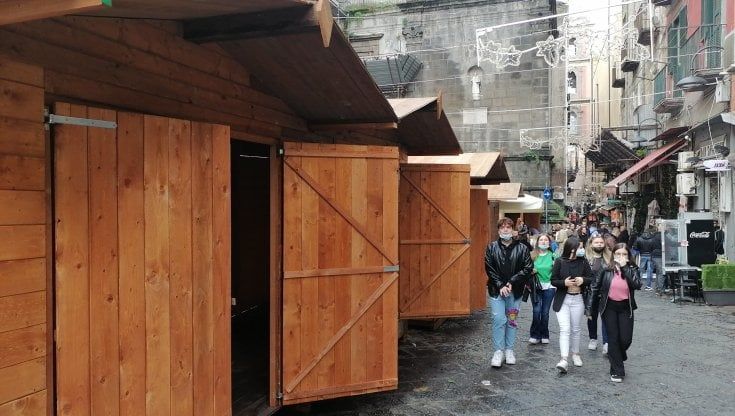 Casette di legno, gel e mascherine così riparte San Gregorio Armeno