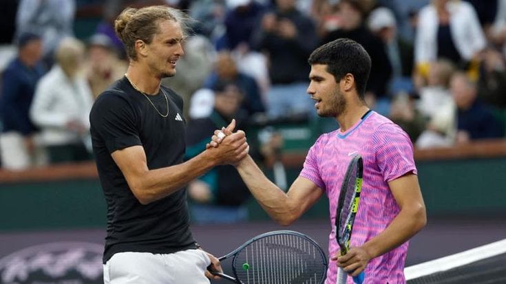 Alcaraz in semifinale a Indian Wells, sfiderà Sinner. Lo spagnolo: “Jannik in questo momento è il migliore al mondo”