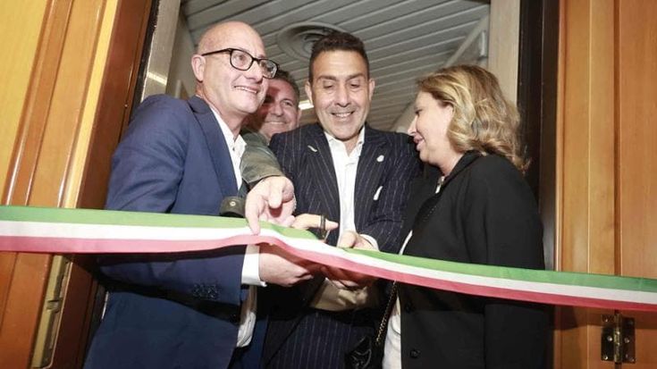 La provocazione di Vannacci:“Io di casa a Napoli come a Salò”