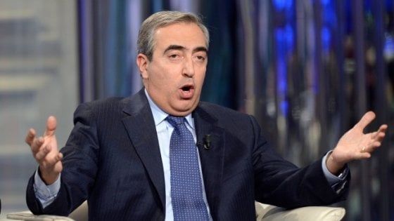 Minacciato di morte il senatore Gasparri (Fi): "Non mi lascerò intimidire"