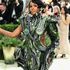 Met Gala 2026, Janelle Monáe tra farfalle e cavi: 