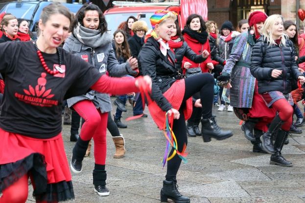 "Otto punti per l'8 marzo: ecco perché le donne scioperano"