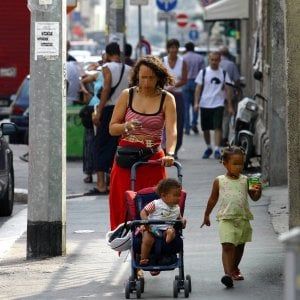 Istat, famiglie con figli sempre più a rischio povertà