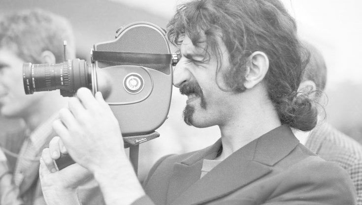 L'ultimo concerto di Frank Zappa e l'Armata Rossa che lascia l'Europa